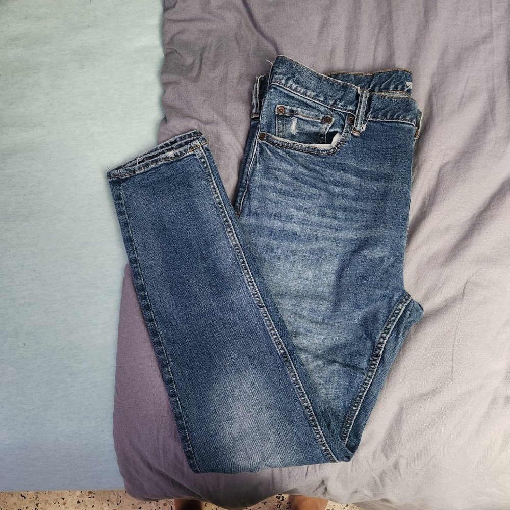 Old Navy Relaxed Slim Jeans